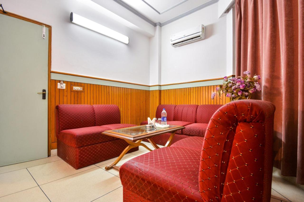 Oyo 46616 Hotel Abhinandan Jind Bagian luar foto